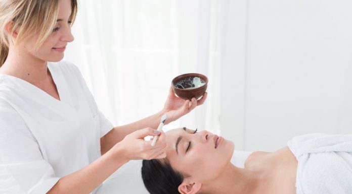 טיפולי פנים – לא רק סבונים ופילינג